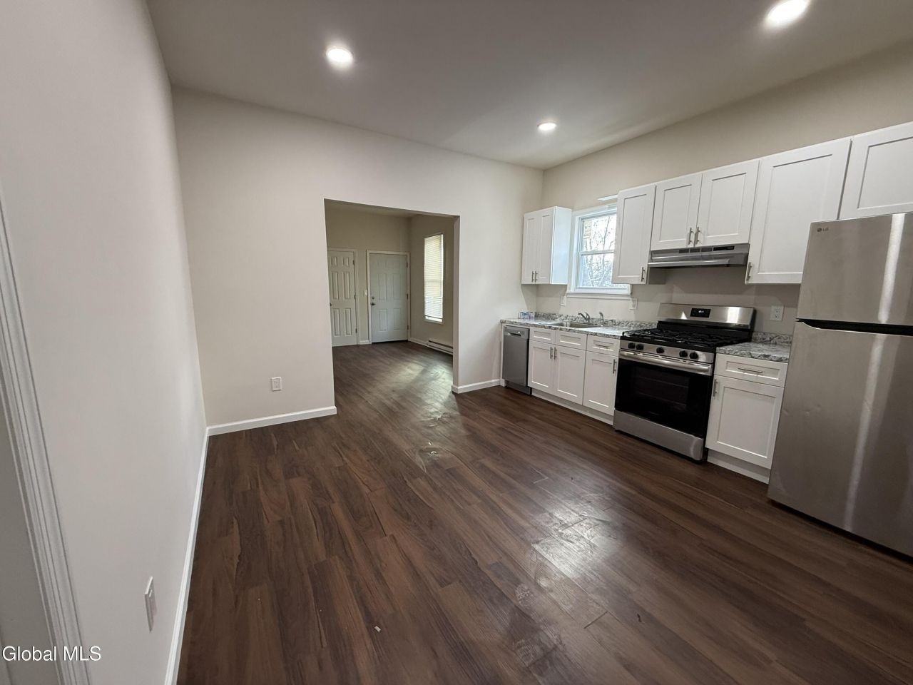 10 Orange St - Photo 5 of 14