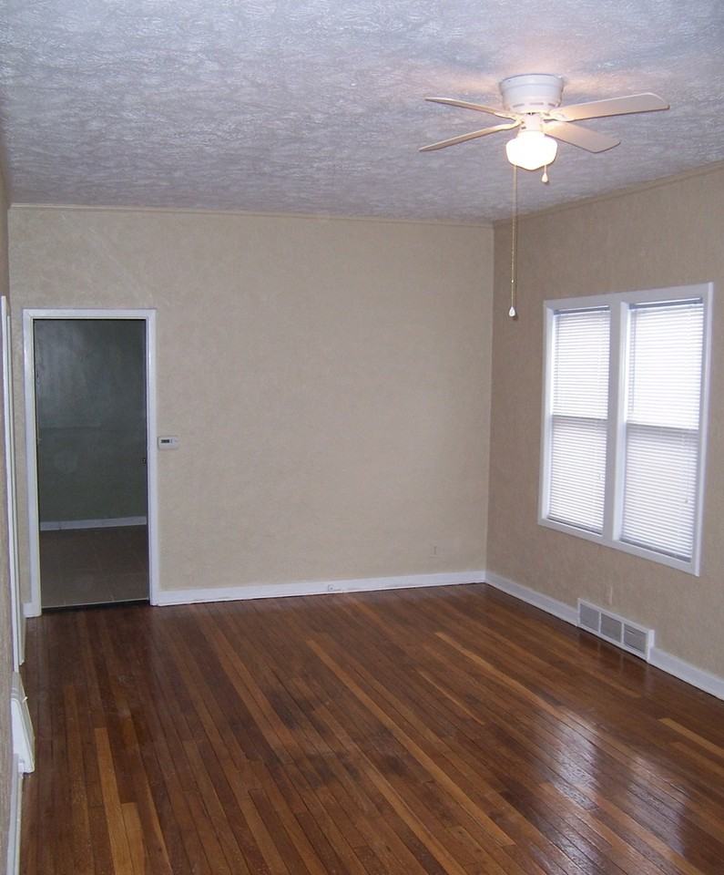 3418 Jackson St - Photo 4 of 20