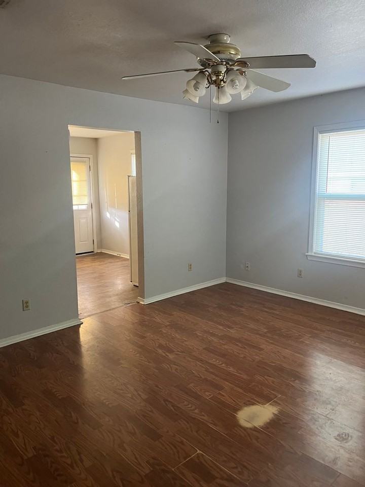 3816 Jenny Lind Rd - Photo 2 of 7