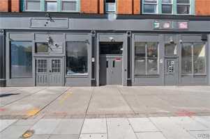 featured image of 319 N Salina St
