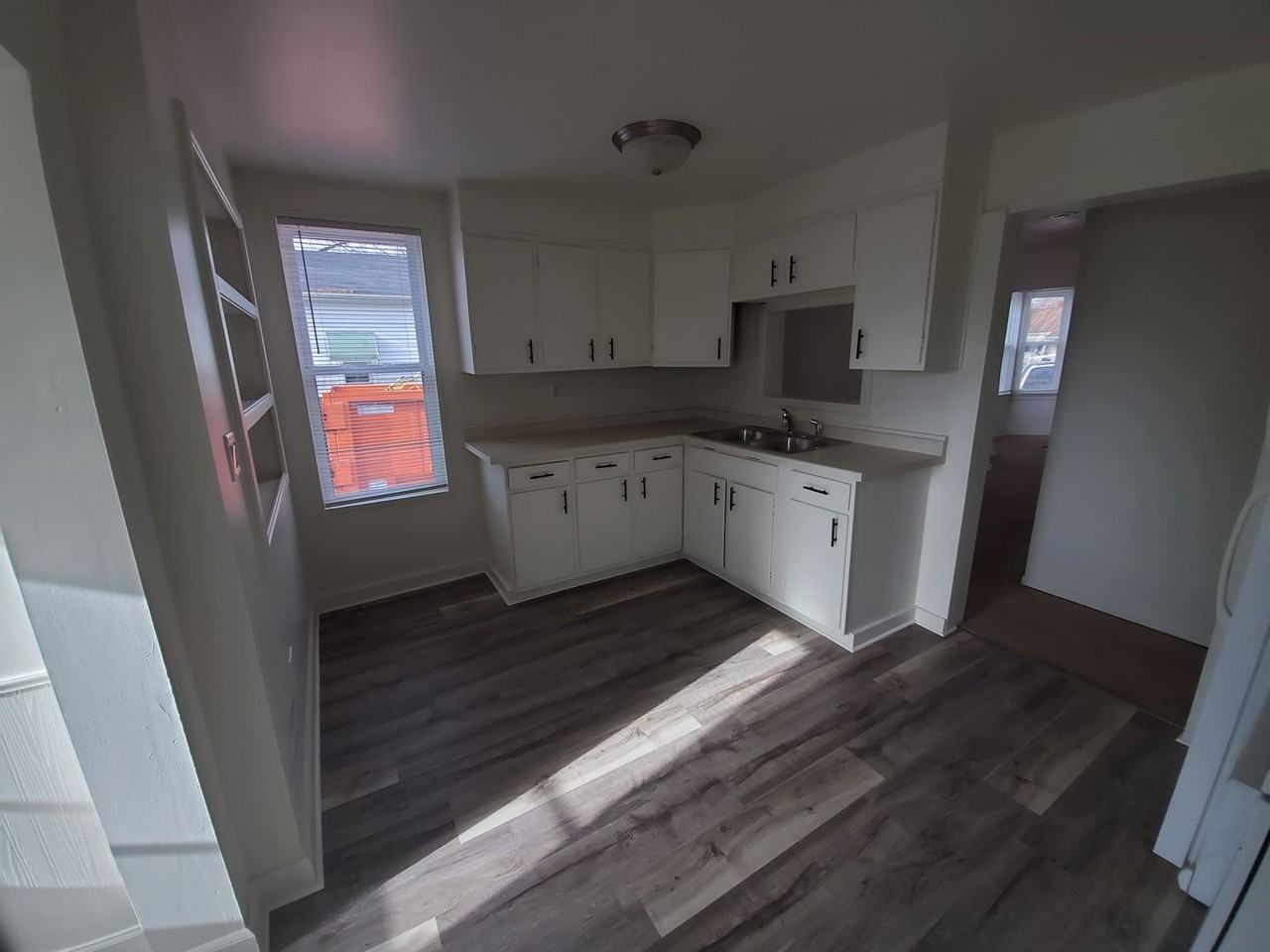 206 Wright Ave - Photo 2 of 11