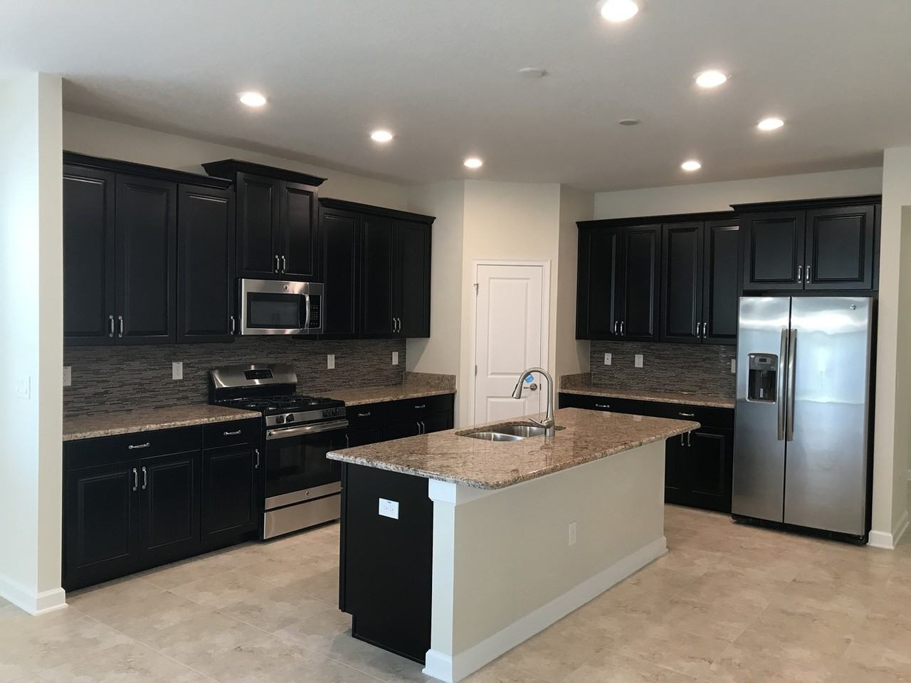 15041 Night Heron Dr - Photo 7 of 33