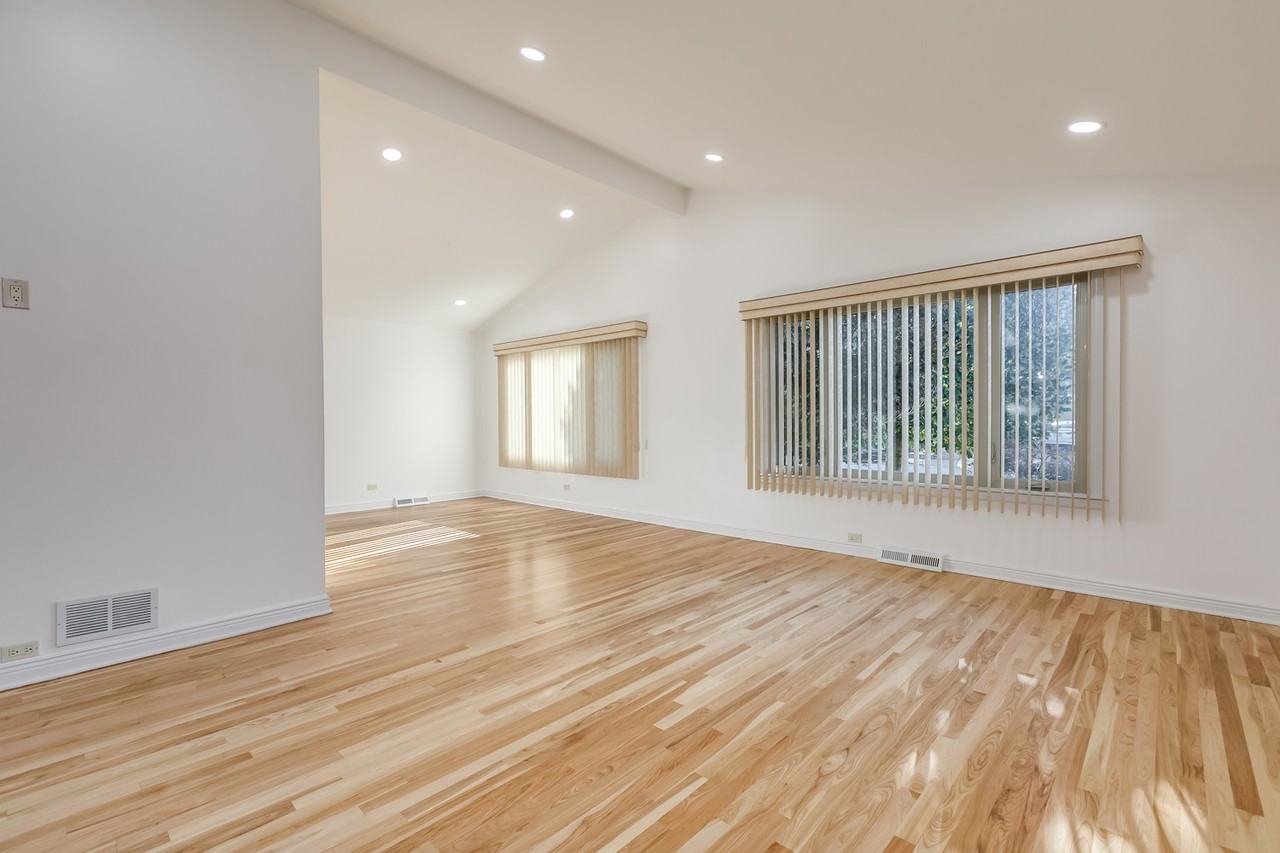 8606 Lillibet Ter - Photo 3 of 36