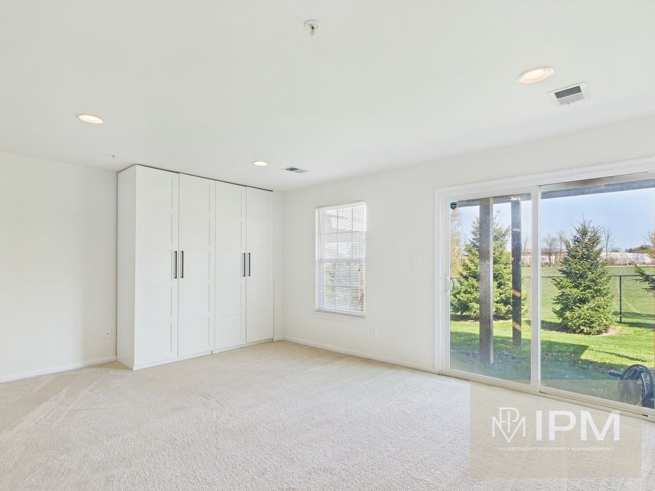 947 Brechin Ln - Photo 5 of 26