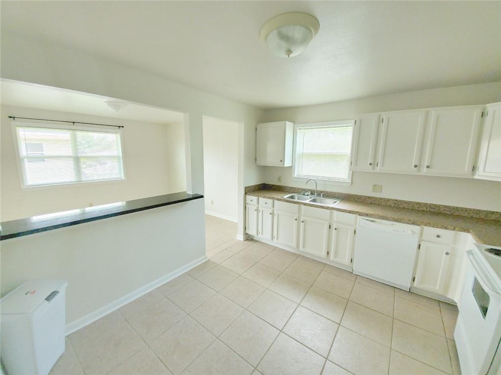 114 Zeta St ##A - Photo 6 of 11