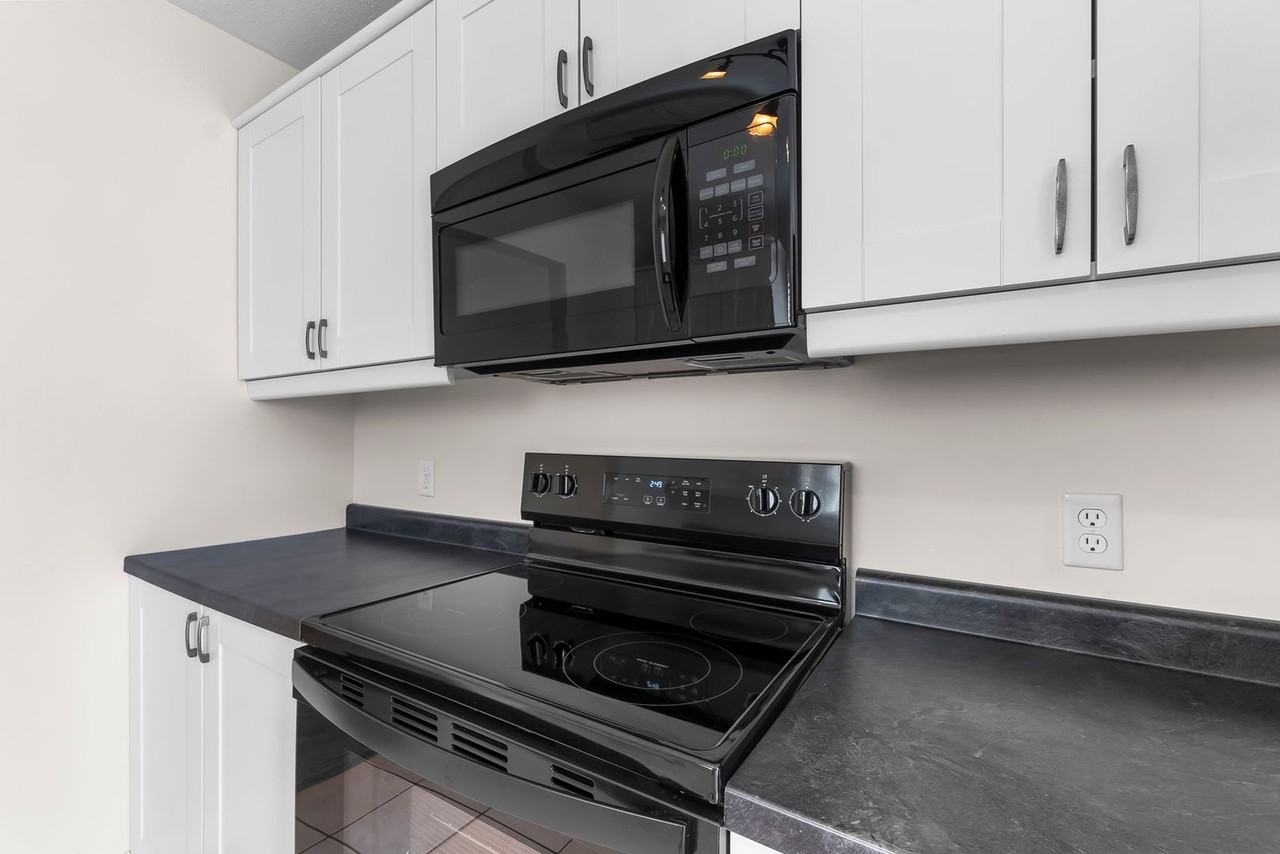 1301 Gina Dr - Photo 6 of 25