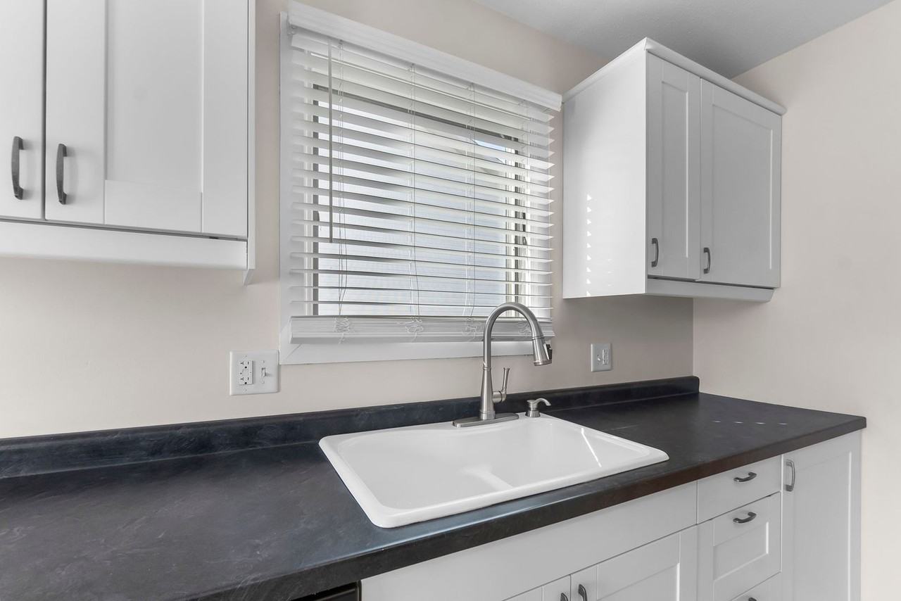 1301 Gina Dr - Photo 7 of 25