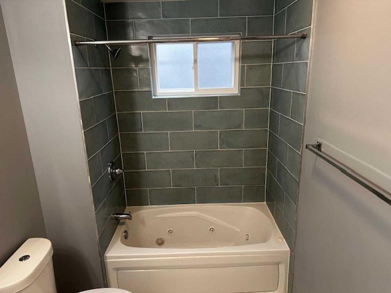 147 N Menard Ave - Photo 6 of 11