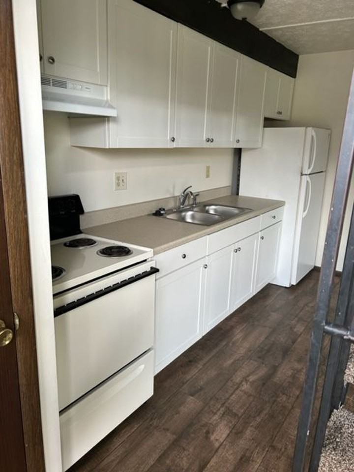 One bedroom loft - Photo 3 of 7