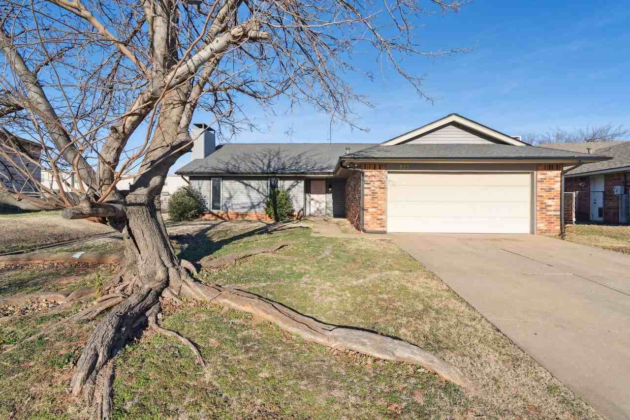 833 Nw 118th St - Photo 3 of 50