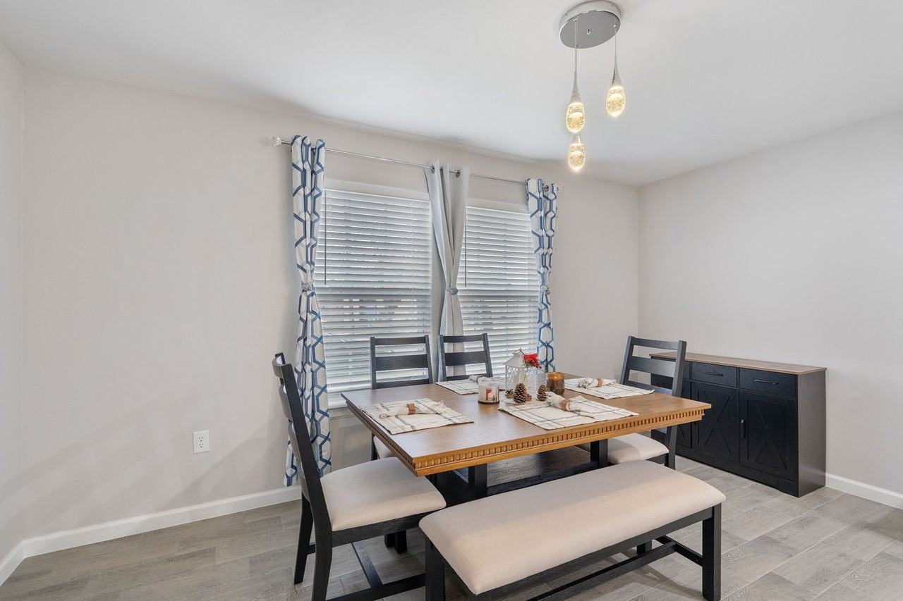 201 E Gutierrez St - Photo 4 of 22