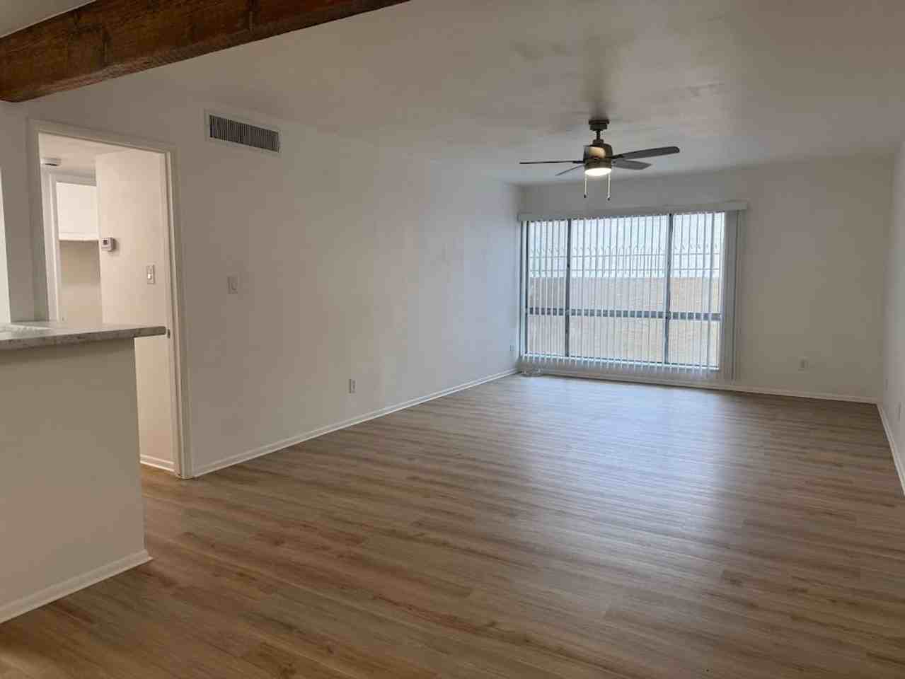 1701 W Tuckey Ln #132 - Photo 4 of 20