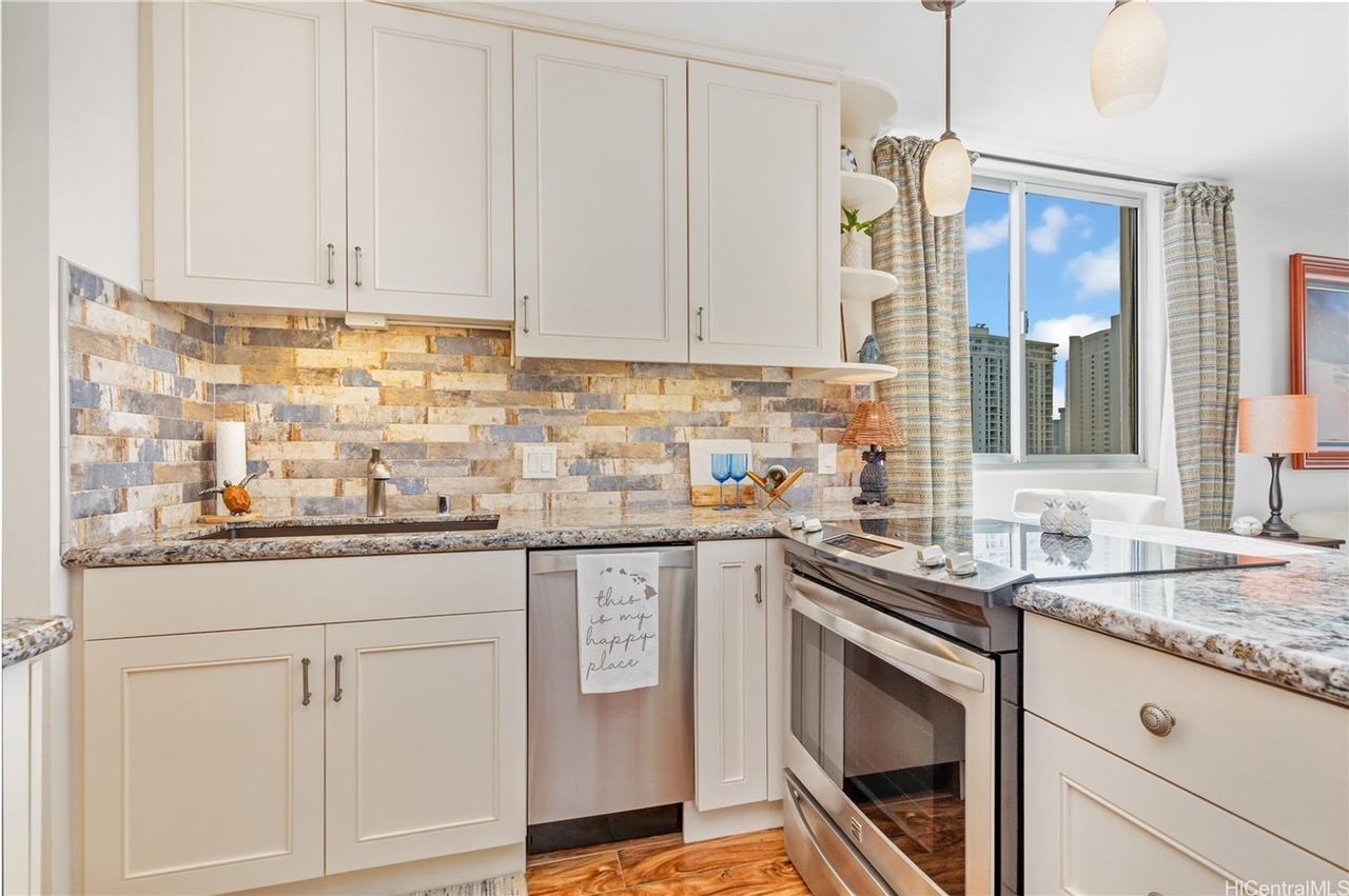 1848 Kahakai Dr #1801 - Photo 6 of 26