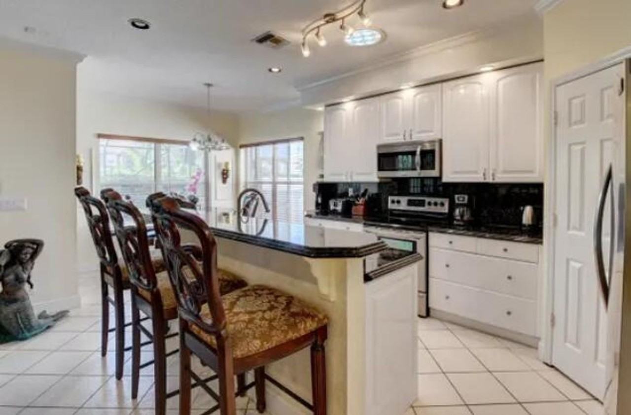 10885 La Salinas Cir - Photo 2 of 24