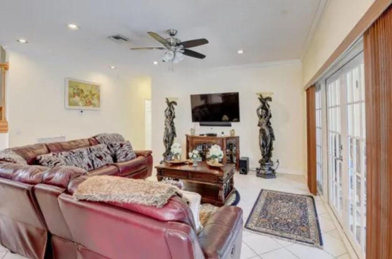 10885 La Salinas Cir - Photo 5 of 24