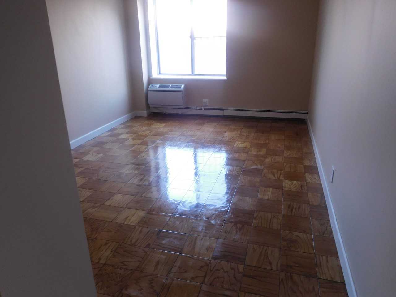 140-16 34th Avenue #711 - Photo 3 of 11