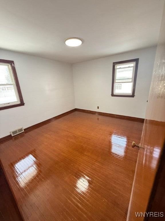 1394 Walden Ter - Photo 7 of 10