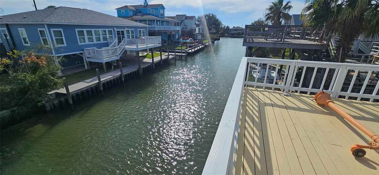 1643 Railroad Ave - Photo 5 of 25