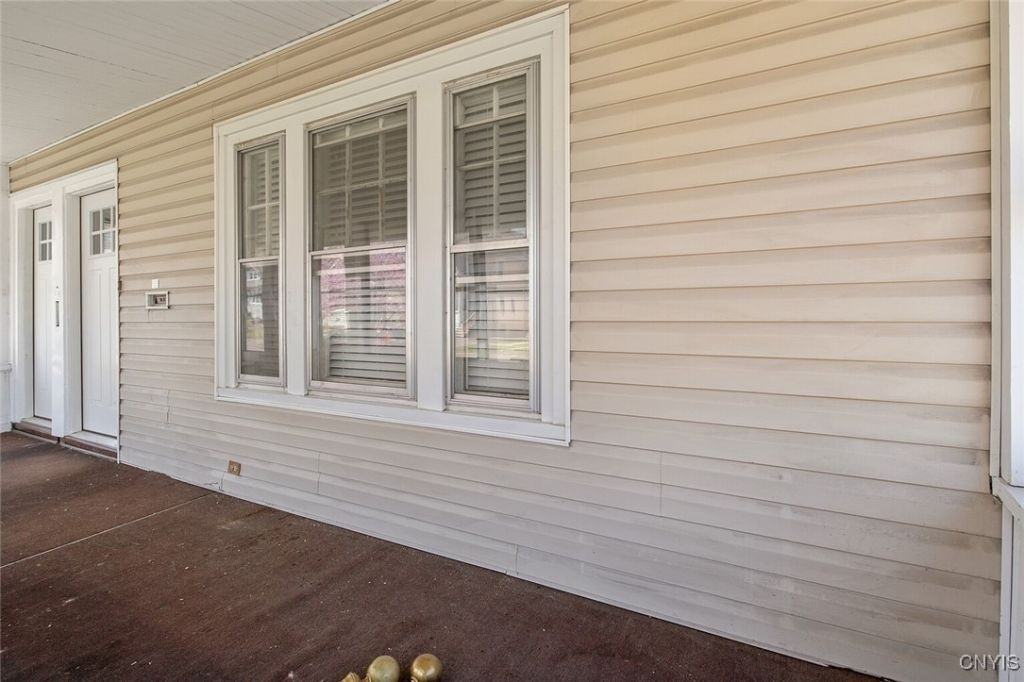 965 Wadsworth St - Photo 5 of 29