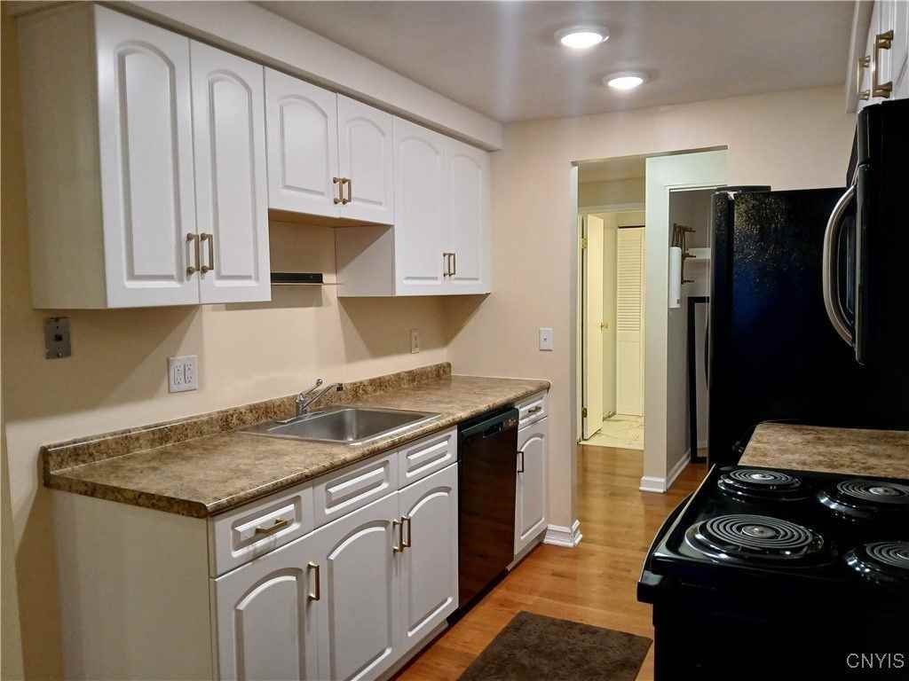 494 Idlewood Blvd - Photo 2 of 15