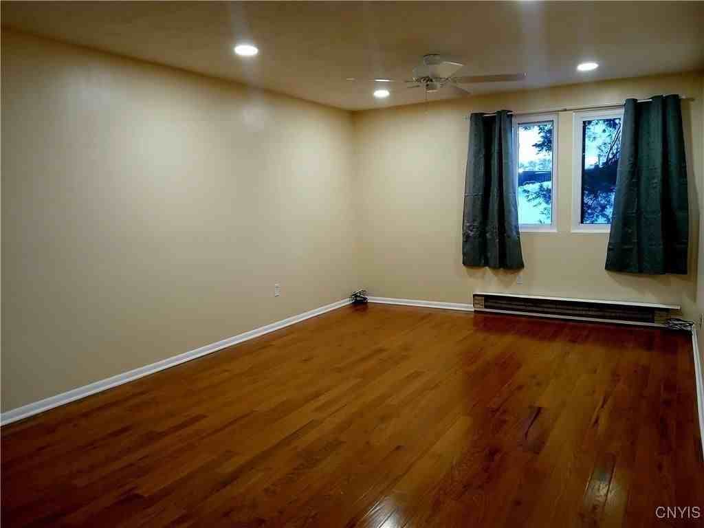 494 Idlewood Blvd - Photo 3 of 15