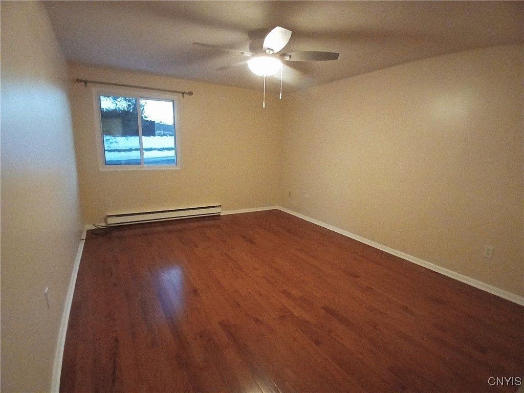 494 Idlewood Blvd - Photo 5 of 15