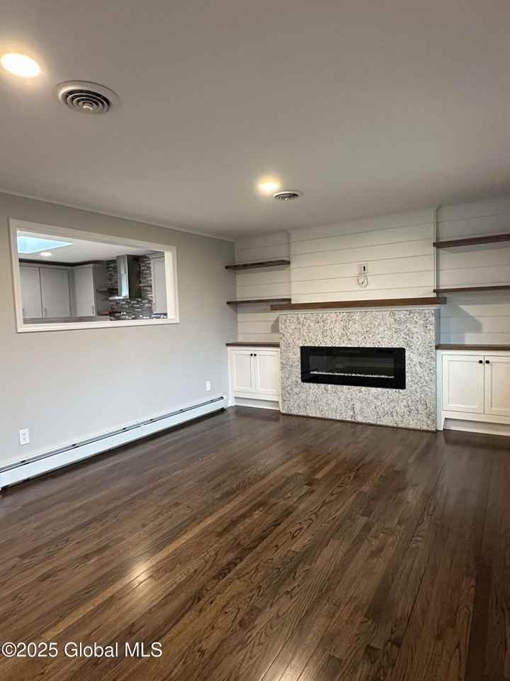 11 Campagna Dr - Photo 4 of 17