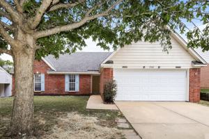 featured image of 7762 Parkview Cir E