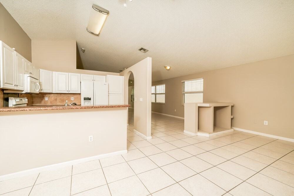 6351 Branchwood Dr - Photo 5 of 16