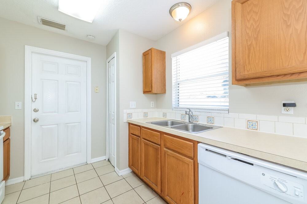 5 Bay Ridge Loop - Photo 6 of 16