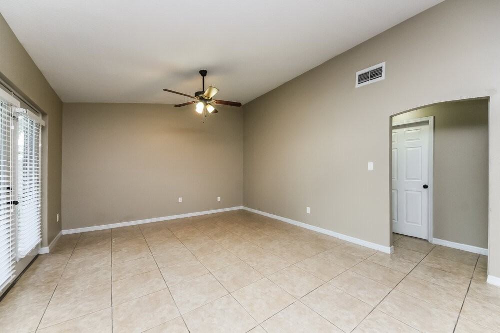 2782 Muscatello St - Photo 3 of 15