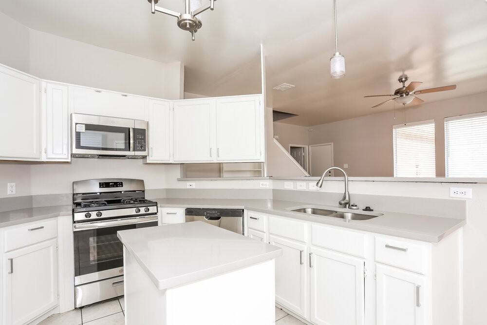 2128 Amber Spgs - Photo 7 of 17