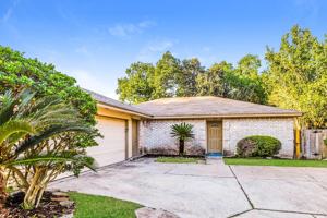 featured image of 14214 Bateau Dr