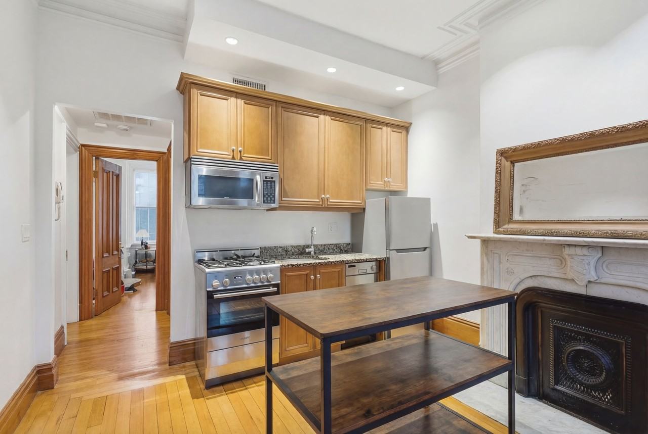 1612 Tremont St #1 - Photo 2 of 30