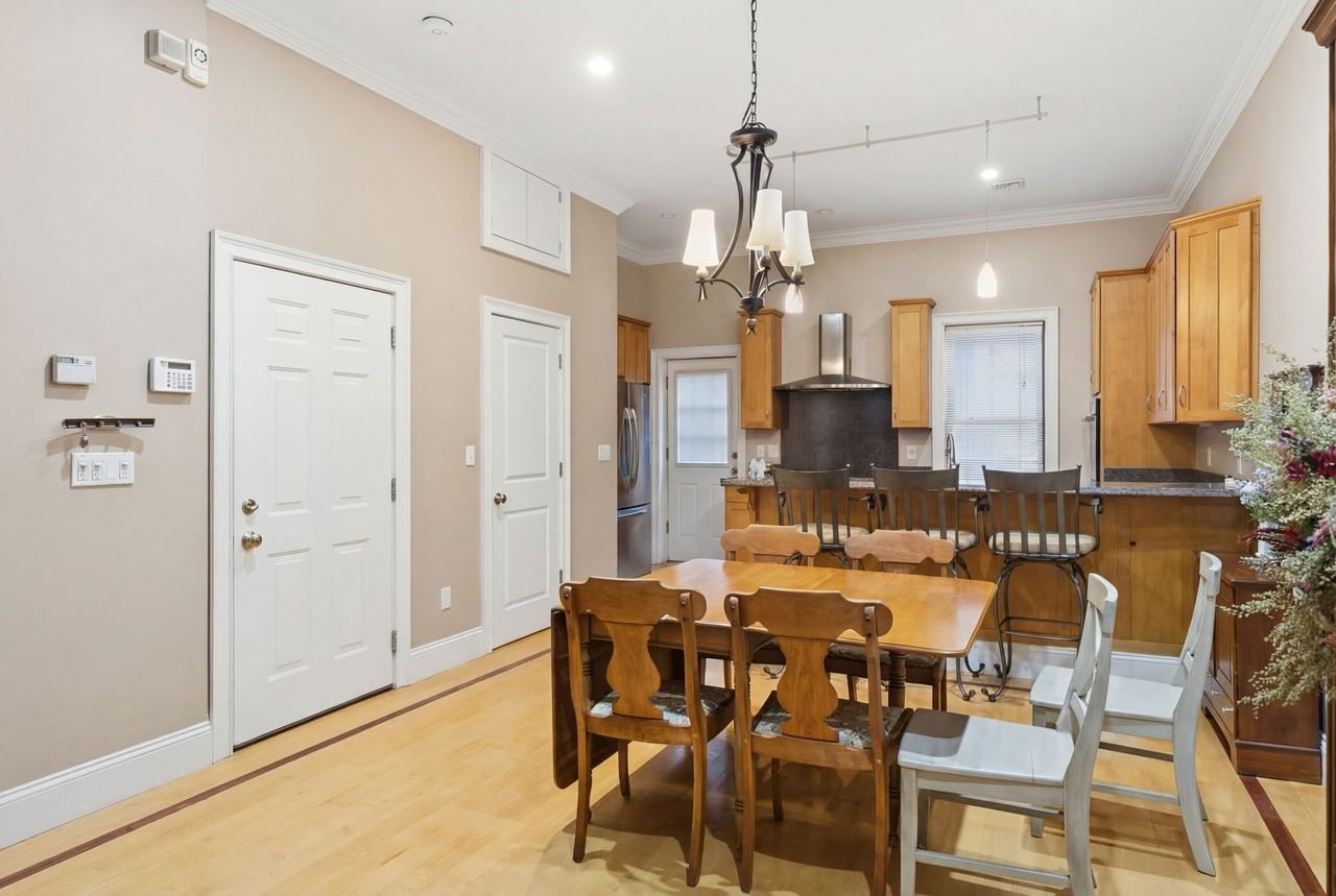 10 Worthington St #2 - Photo 7 of 24