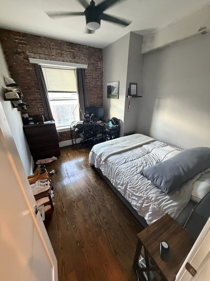 W 4th St #3A - Photo 7 of 12