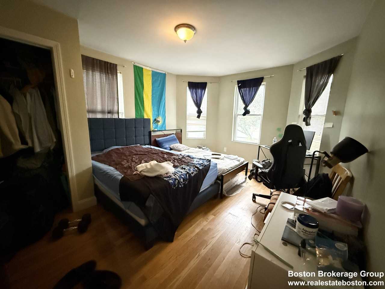 3977 Washington St #1 - Photo 5 of 8