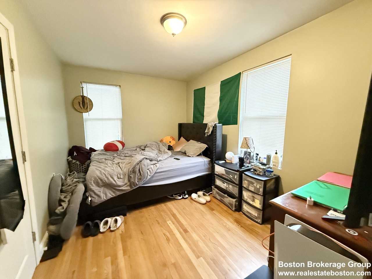 3977 Washington St #1 - Photo 6 of 8