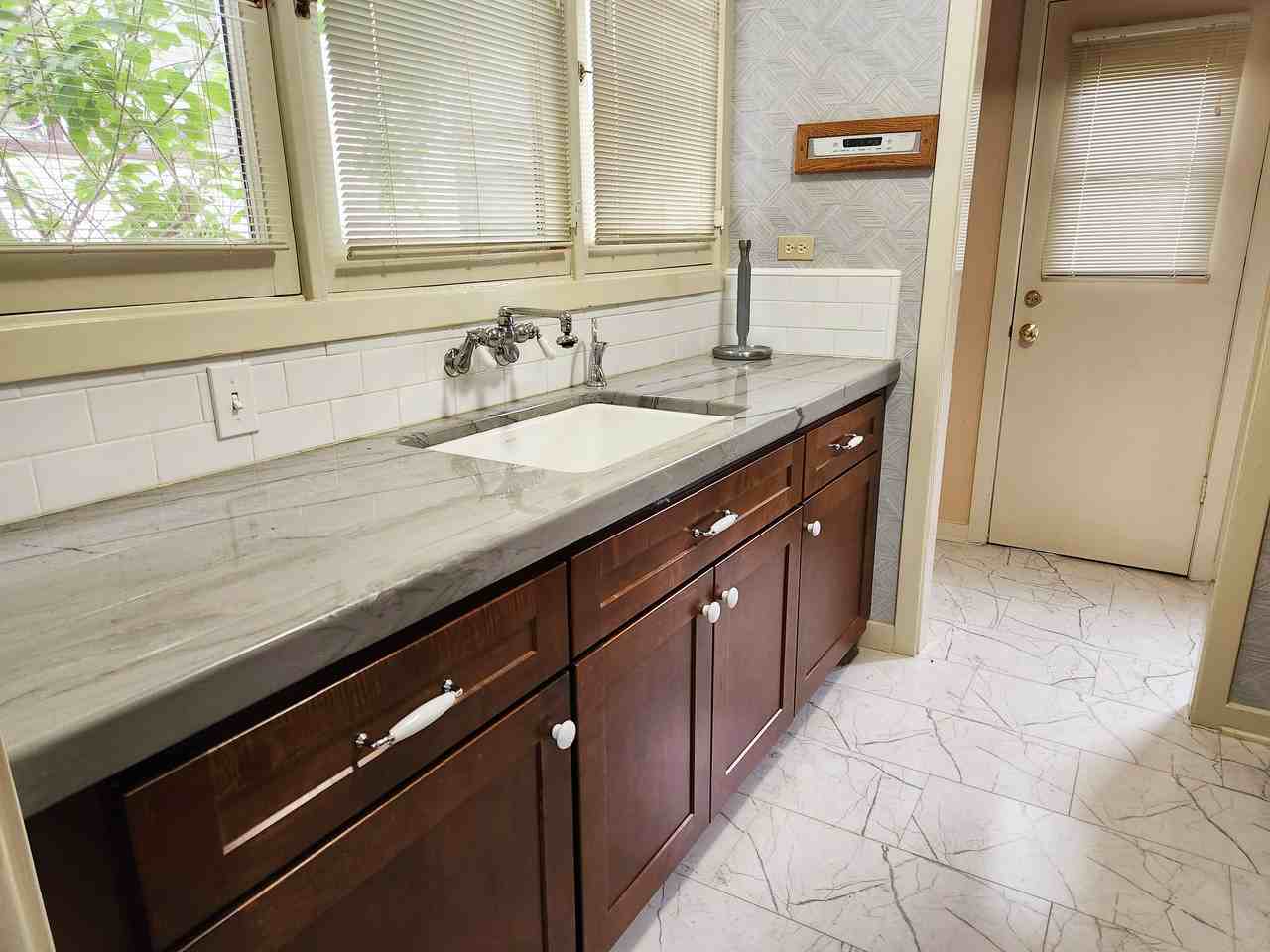 228 North Myrtle Avenue #C - Photo 6 of 16