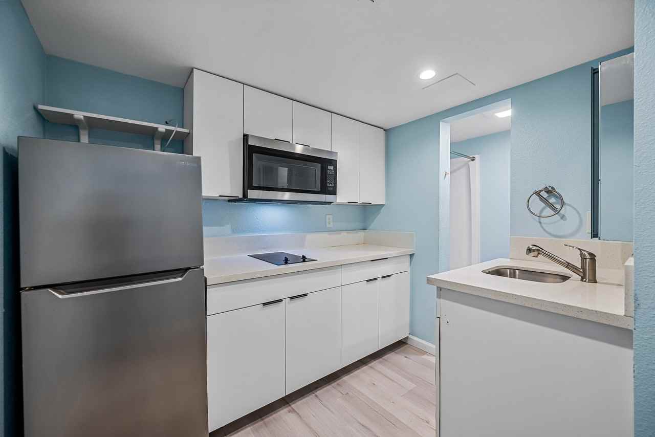 3025 North 32nd Street #8 - Photo 7 of 18