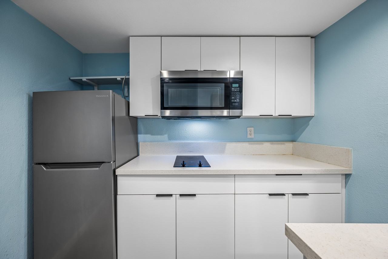 3025 North 32nd Street #8 - Photo 6 of 18