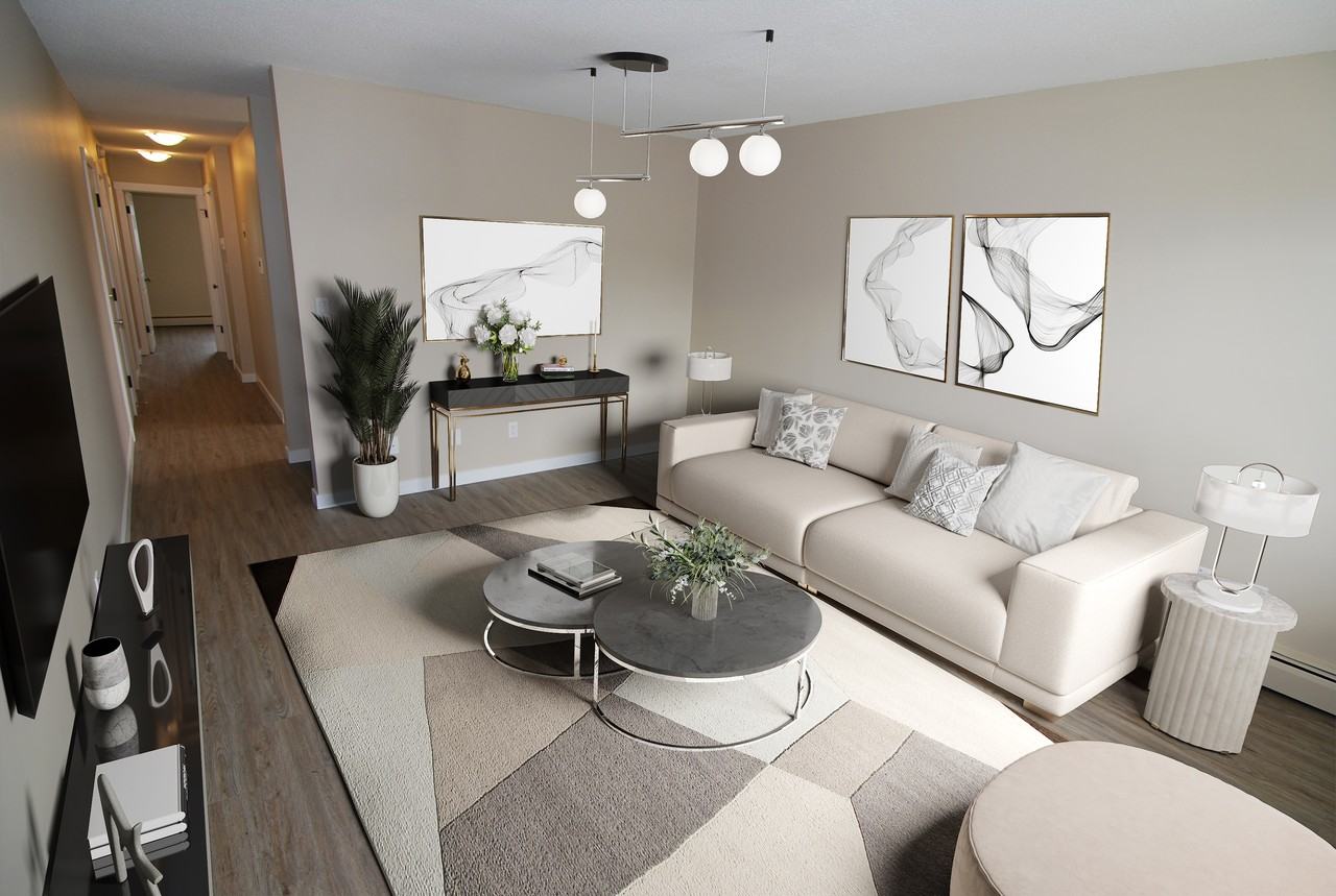 Barwick Manor - Photo 2 of 21