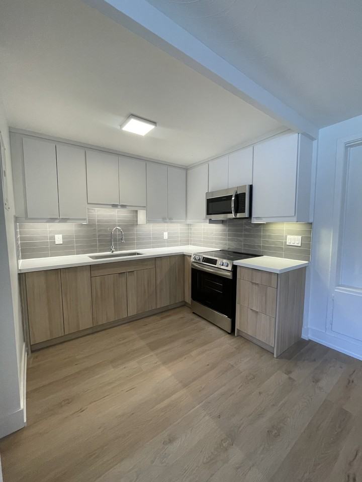 10 Hill Heights - Photo 2 of 13