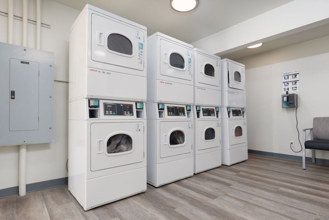 580 Mesa Blvd. - Photo 4 of 5