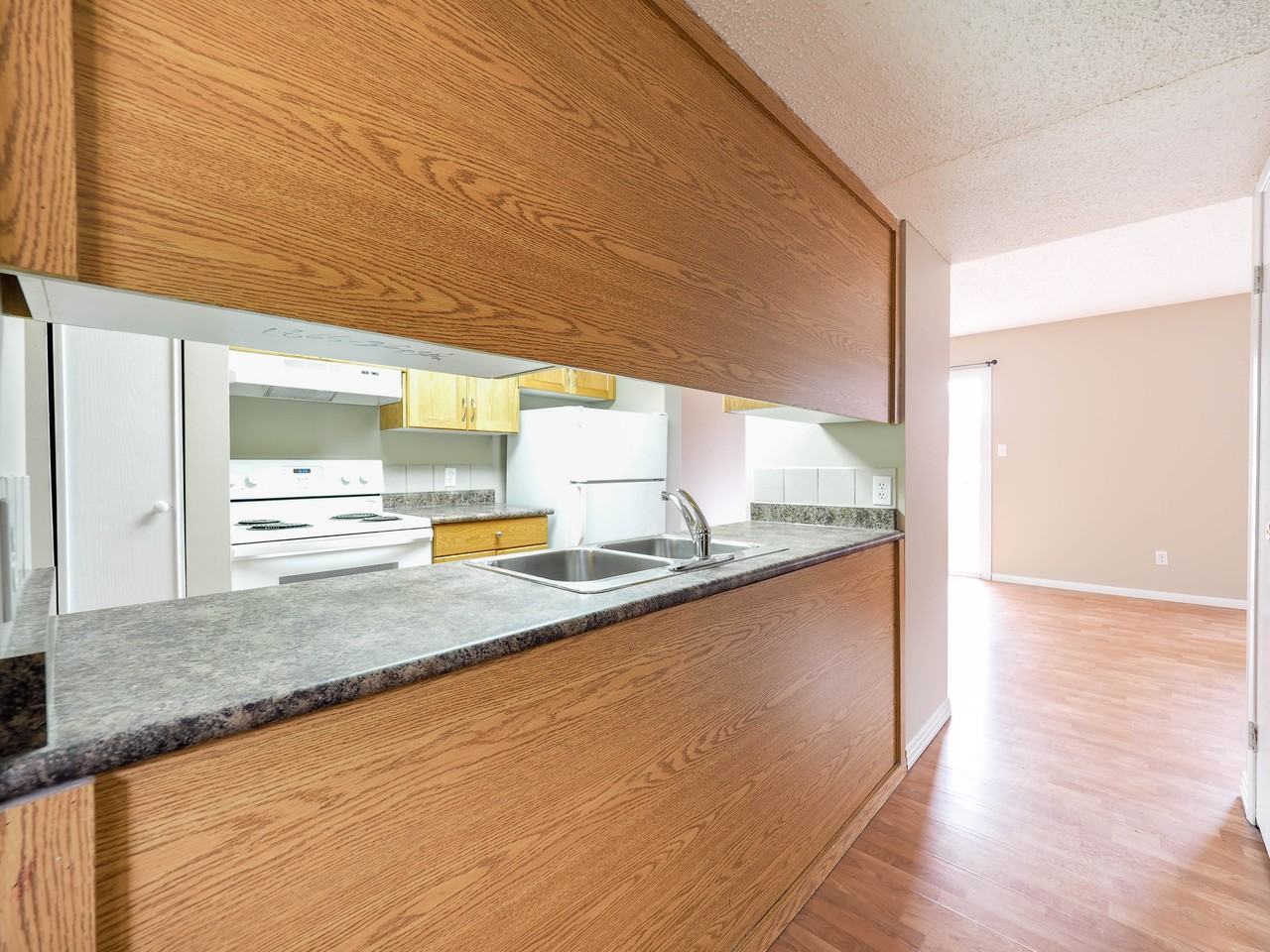 Shannon Green - Photo 3 of 11