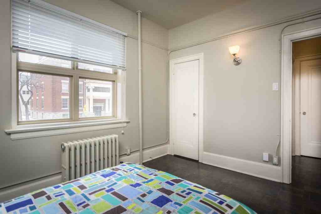 Royal Oak Court - Photo 6 of 11