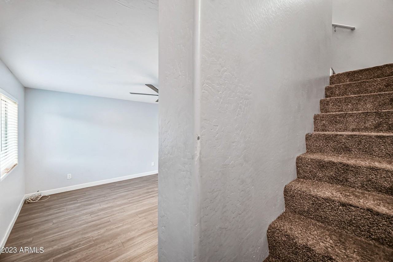 5010 North 22nd Avenue #113 - Photo 6 of 15