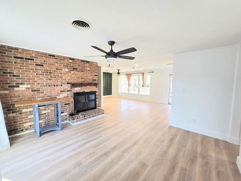 1024 Josephine Cres - Photo 4 of 19