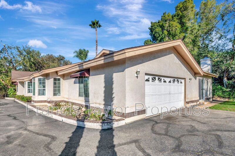 16303 Avenida Florencia - Photo 4 of 36