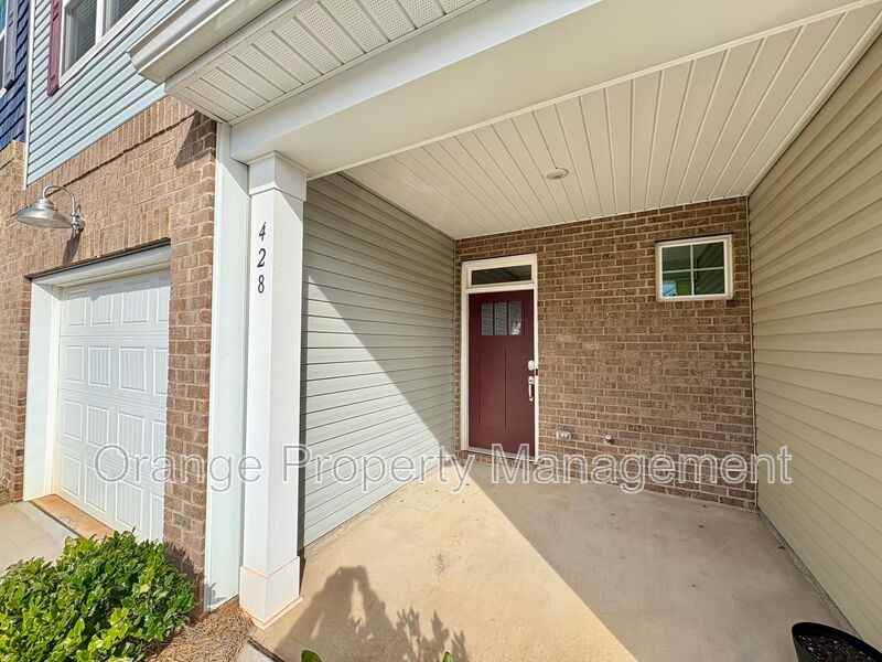 428 Bee Cove Way - Photo 2 of 33